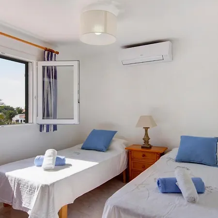 Binibequer Vell Sleeps 8 Pool Air Con Wifi * Binibeca